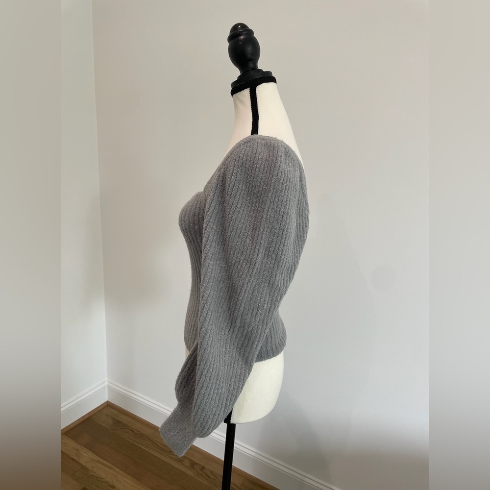 Line & Dot Light Gray Ribbed Sweater - Picture 6 of 16